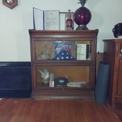 Antique Vintage Globe Wernicke 2 Stack Lawyer's Barrister Bookcase Display Case