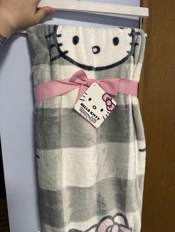 Hello Kitty Blanket