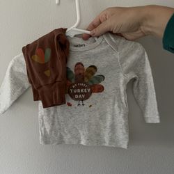 Carter’s Thanksgiving Outfit