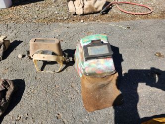 Welding gear