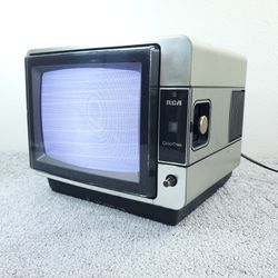 RCA ColorTrak CRT TV 9" Portable Retro Gaming Television EJR 295S Vintage 1983!!
