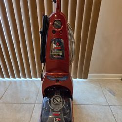 ProHeat 2X® CleanShot® Carpet Cleaner
Model No. 9500 (Used)