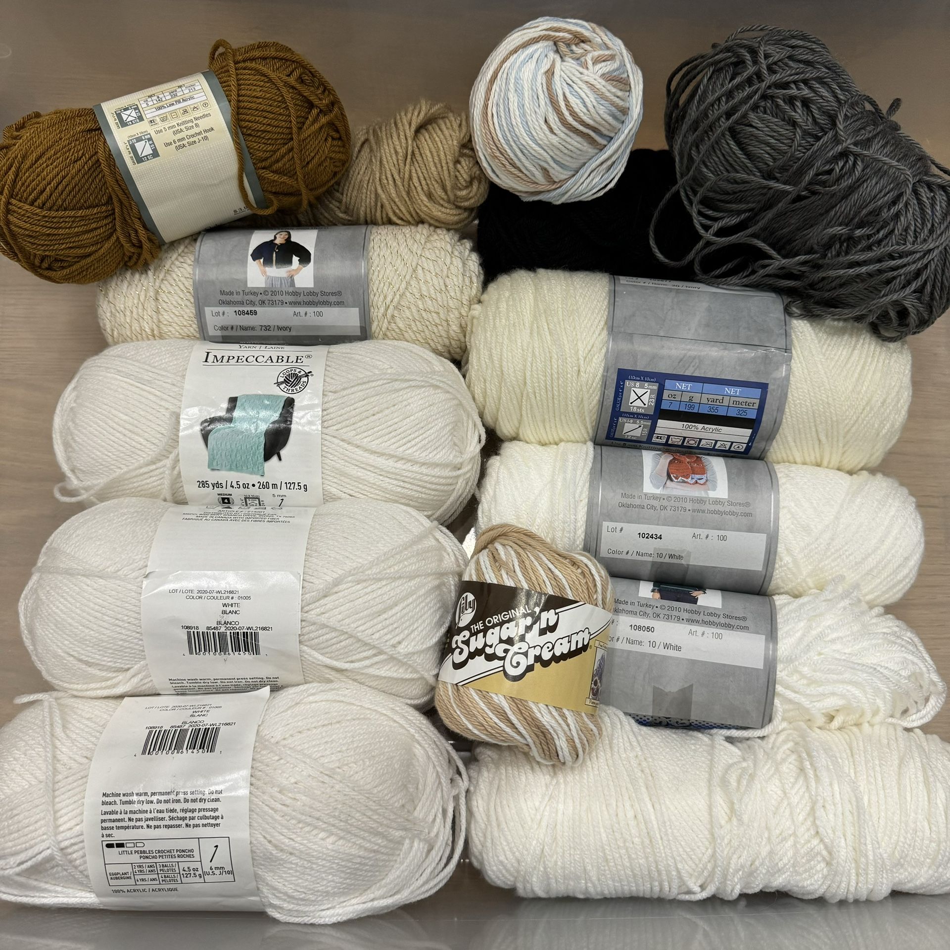 Bundle Of Acrylic Yarn For Crocheting Knitting Tufting