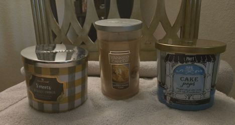 CANDLES *NEW* **LOT of 3**