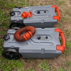 Ryno Portable Holding Tanks