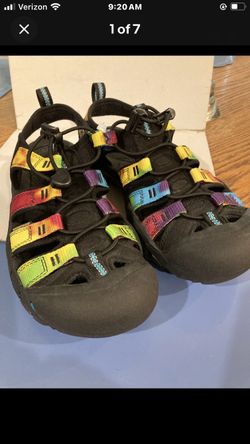 Néw Keen Rainbow Tie Dye sandals size 7