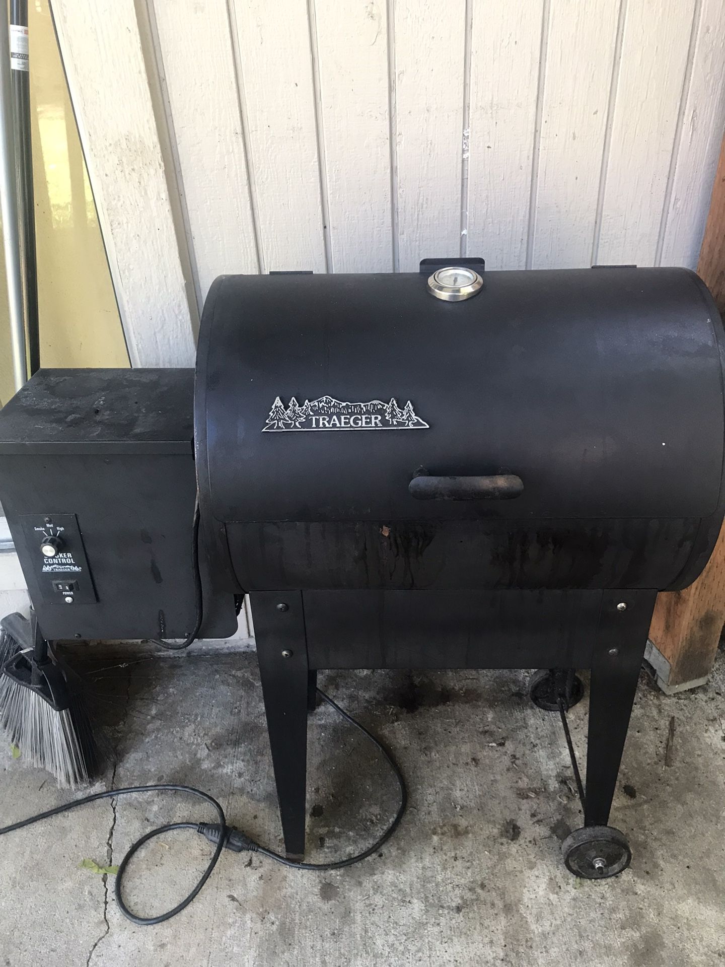 Traeger Wood Pellet Grill