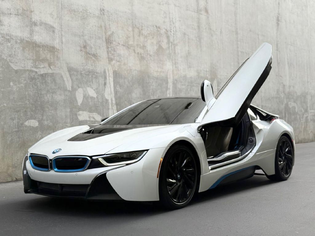 2014 BMW i8