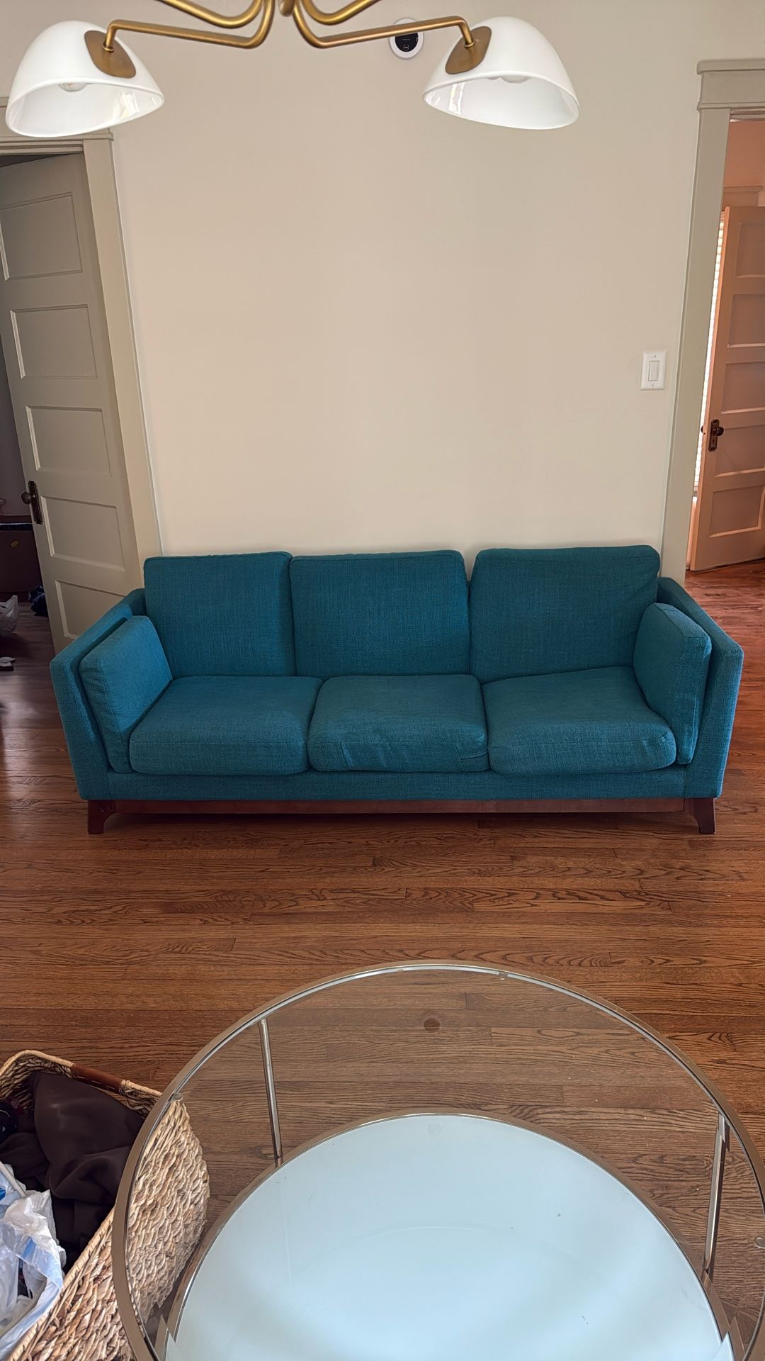 Ceni Couch from Article