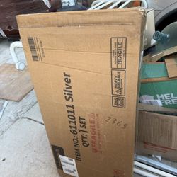 Yaheetech Storage Shelf / Rack – Silver – Unopened