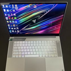 Razer - Blade 15 Base - 15.6" 4K OLED Gaming Laptop - Intel Core i7 - NVIDIA GeForce RTX 2070 - 512GB SSD - 16GB Memory - Mercury White