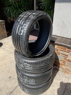 225/40 /18 RACINGTRACK TIRES
