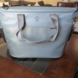 Hydro Flask Tote