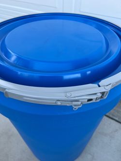30 gallons barrels drums Grief