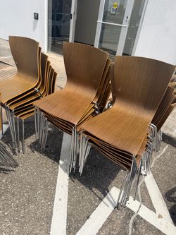 Reception chair