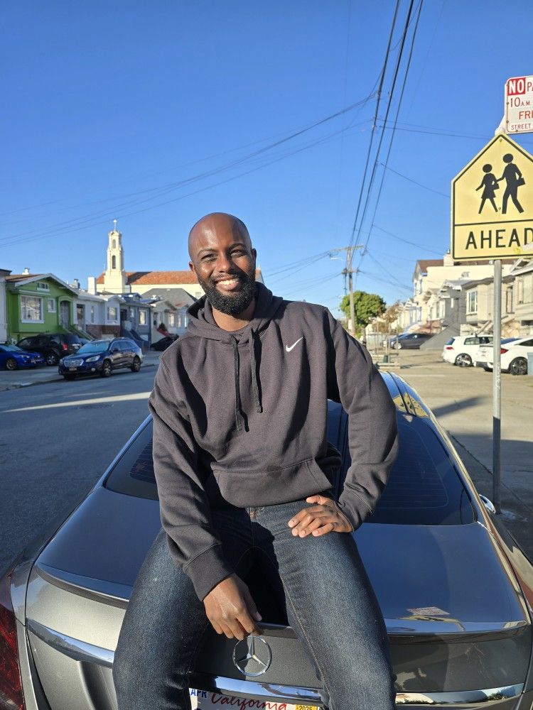 NEW! Nike Club Feece Hoodie Black (Large) NWT - FAST SALE!