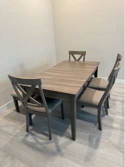 Ashley’s Parellen Dining Table, Bench & Chairs