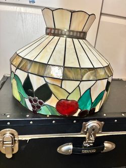 Vintage Tiffany Style Lamp Farmhouse RAISED FRUIT  16” SHADE