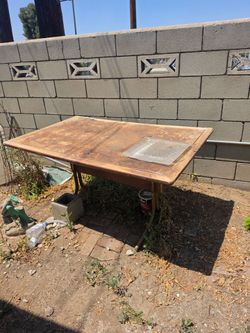 Free table