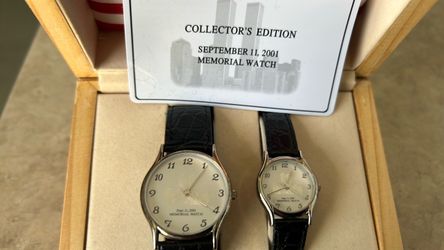 Twin tower watch set