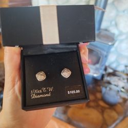 Never Worn Diamond Earrings