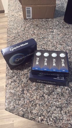 TaylorMade TP5 Golf Balls