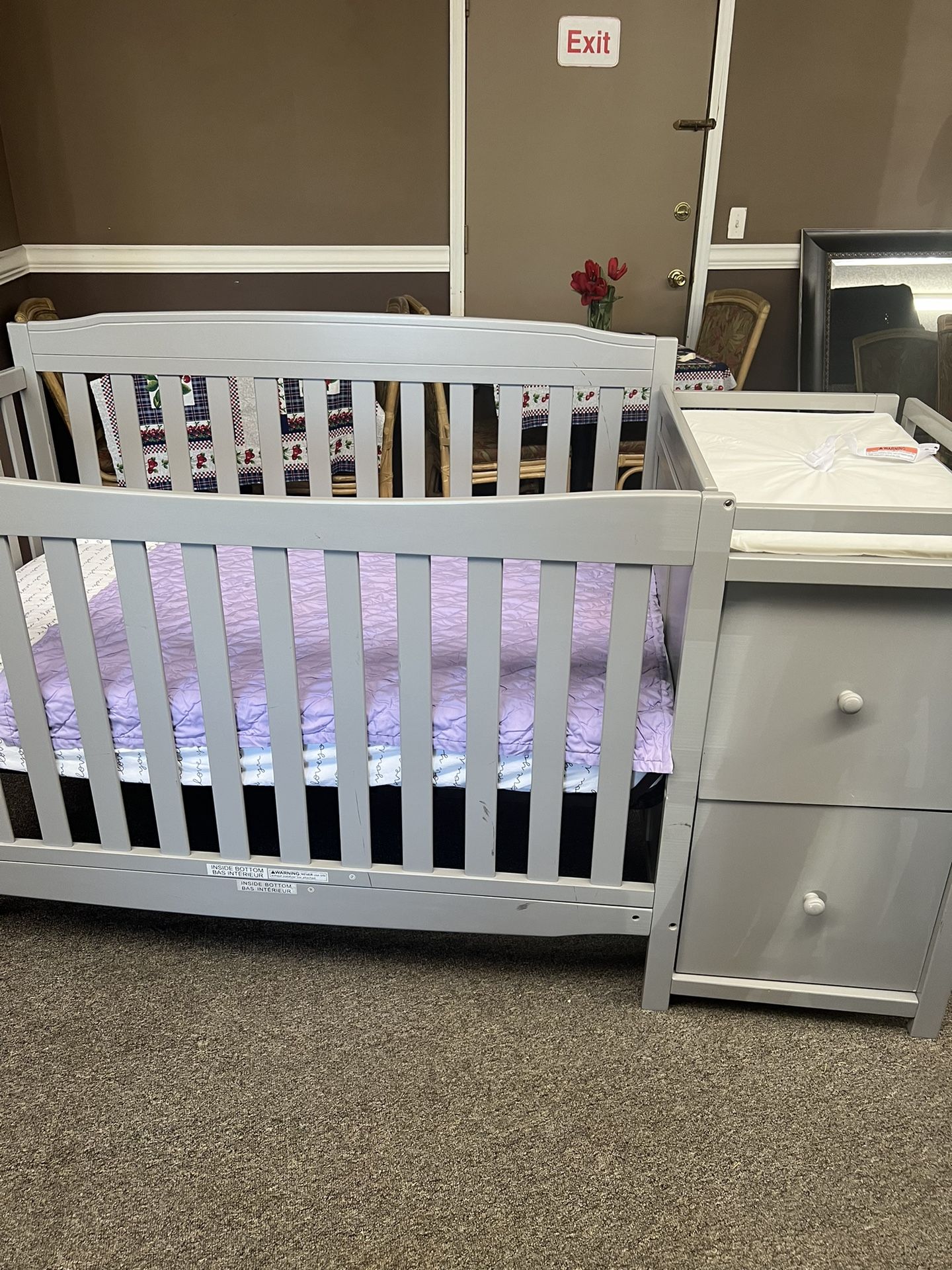 Crib With 2 Drawers And Changing Table Plus A Shelf For Hygiene Stuff