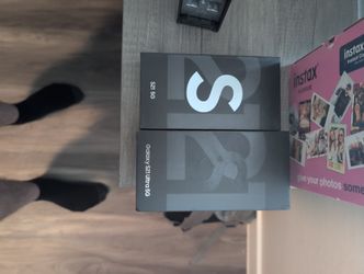 Galaxy S21 and 21 Ultra (Like New)