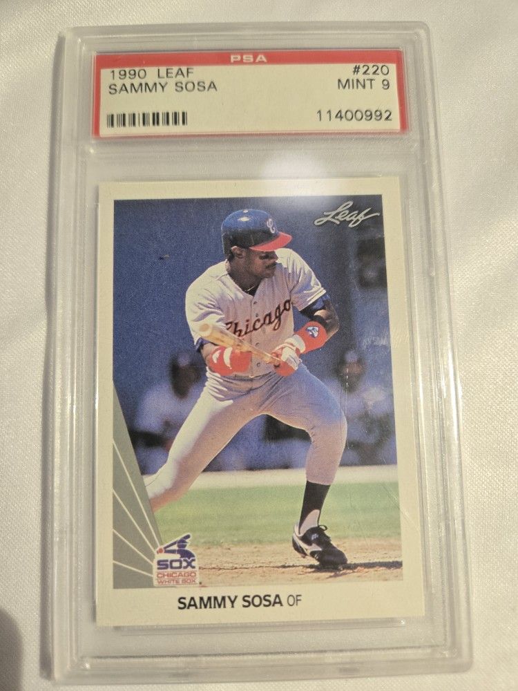 Sammy Sosa Rookie Card 1990 Leaf #220 PSA 9