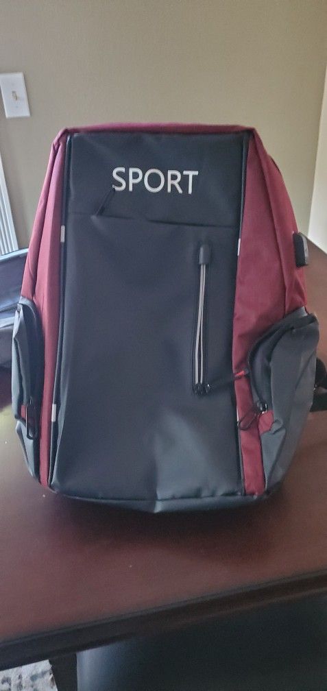 Backpack With Charging Port. BRAND NEW.