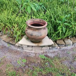 Ceramic Pot Have Many More Same Style Bigger Smaller