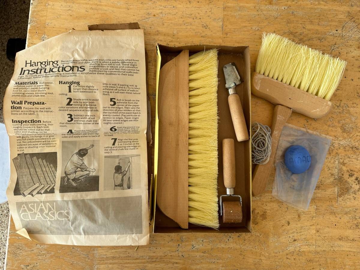 Paper Hanging Tool Set