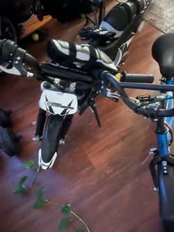 New never  used Mini Dirtbike