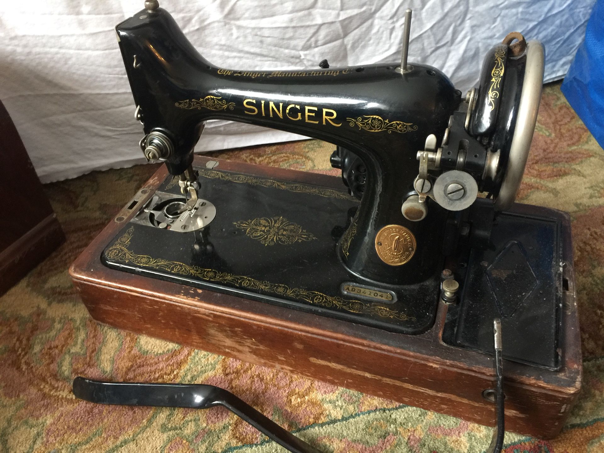 Singer Sewing Machine 1920’s