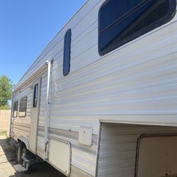 1998 Dunes By Curtis Toy Hauler