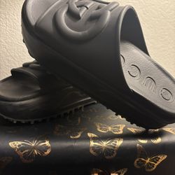 Gucci Platform slides 