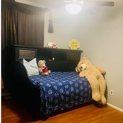 Full Bed And Mattress 
