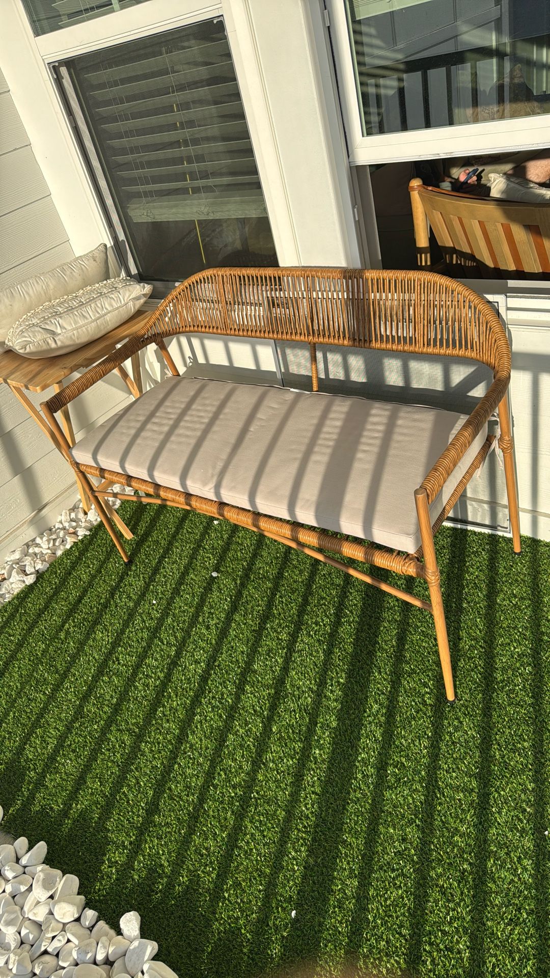 Outdoor Bench w/cushion