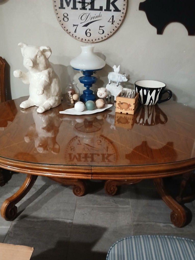 Dinning Room Table