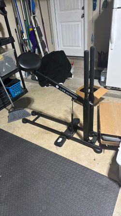 DB Method Squat Machine