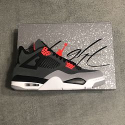 Jordan 4 Infrared Men Size 9 Brand New Never Worn