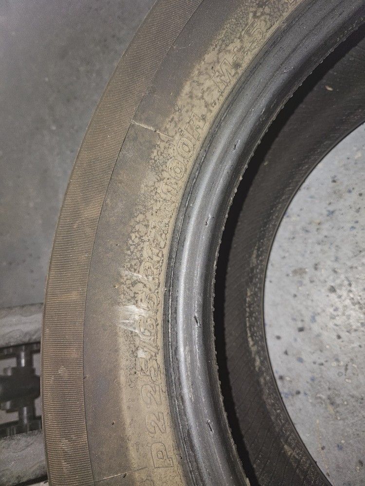 Tire Hardly Used P225/65R17
