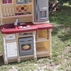 Kids Kitchen