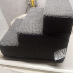 PET STEPS in Great Condition 