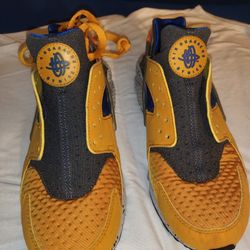 Nike Huarache Acg Size 10