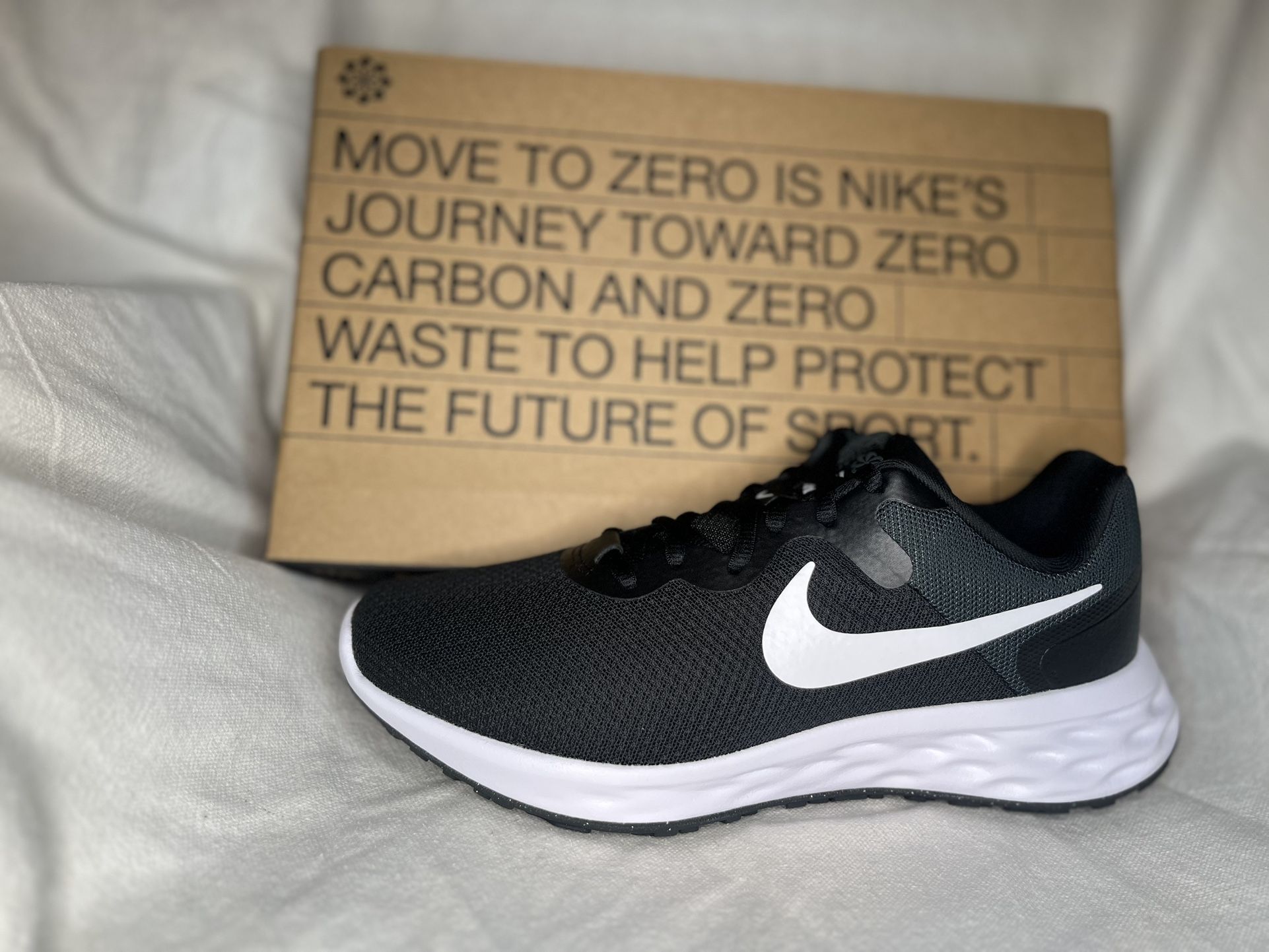 Sustainable Materials Nike Revolution 6 Women's Road Running Shoes Size 9
