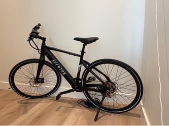 Ebike Aventon Solera Electric Bike