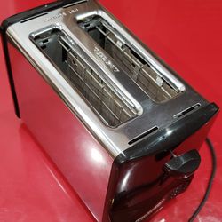 TOASTER by proctor silex, 2-slice Toaster In Excellent Clean Condition 