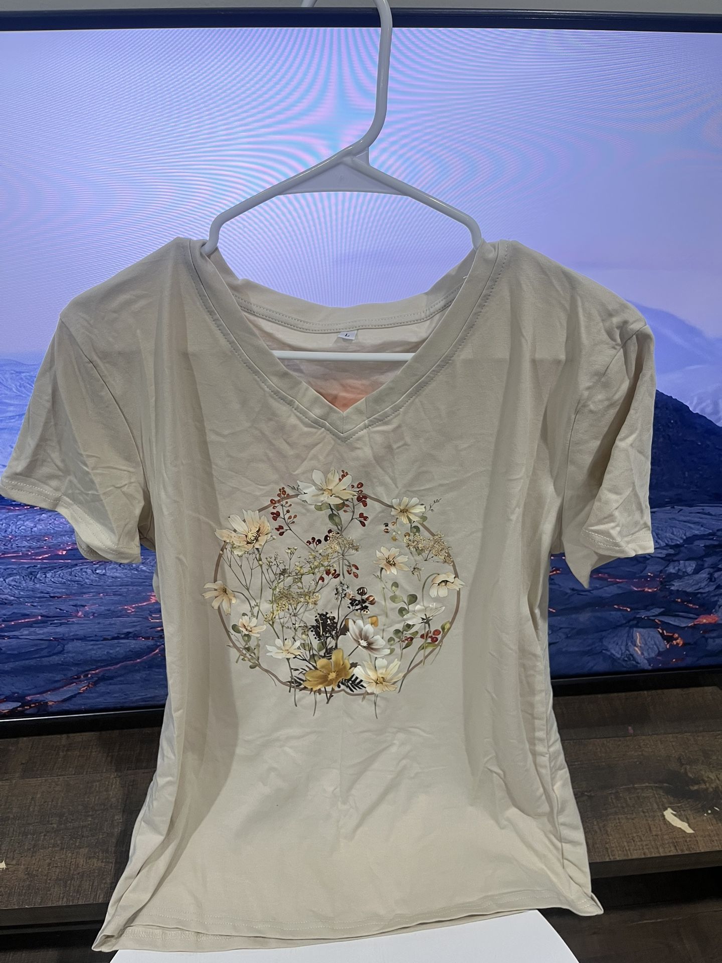 Graphic T-Shirts – Sizes L–3XL – Fun Designs!