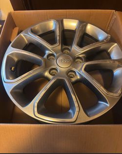 2014 Jeep Grand Cherokee stock wheels